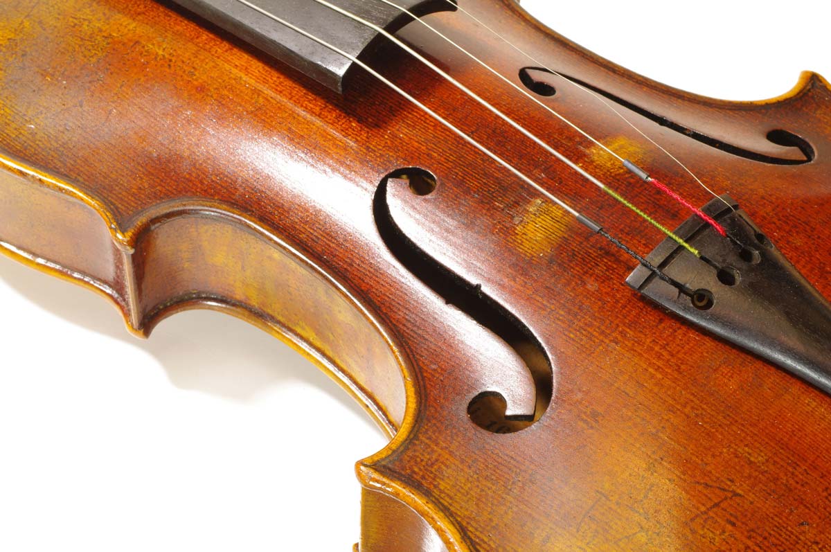 Violin Photo1 Web