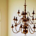 Chandelier 1.jpg