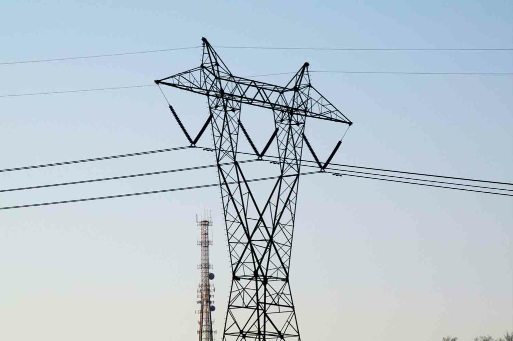 High Tension Power Lines Tower 1.jpg