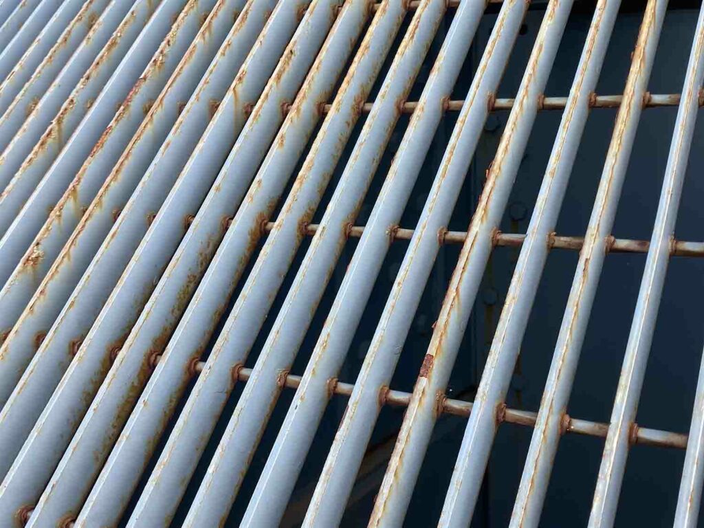 Rusty Metal Grate Web