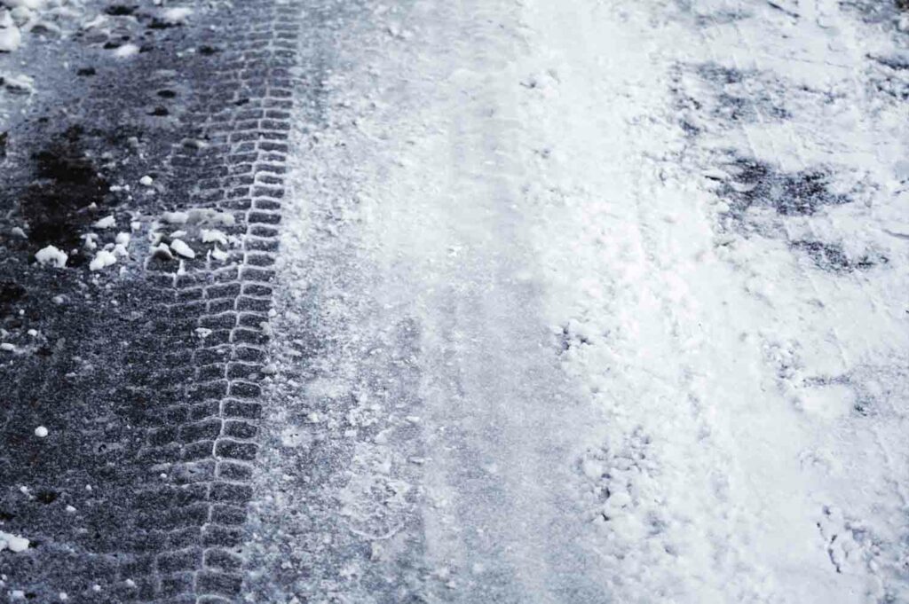 Snow Tire Tracks1