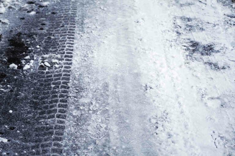 Snow Tire Tracks 01