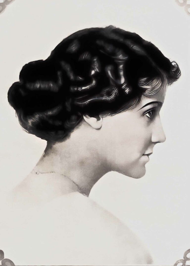 Janet Dunbar Vintage Actress Photograph